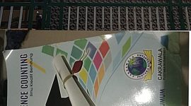Foto Gedung Sekolah dan Buku LKS 