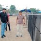 Foto kasat Narkoba Polresta Cek kesiapan personil pengamanan TPS Pilkades di Desa Ranca Iyuh Panogan