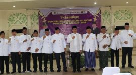 Foto pelantikan pengurus DKM Masjid Agung Al Amjad Pusmemkab