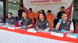 Konferensi Pers Polres Metro Tangerang Kota  tangkap tiga pelaku aniaya Polisi