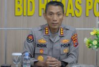 Polda Banten Klarifikasi Terkait Adanya Pemasangan Spanduk Paslon Capres Cawapres di RS Bhayangkara. 