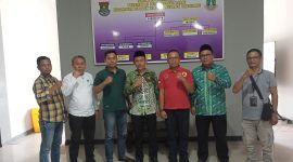 Sesi foto bersama seusai silaturahmi
