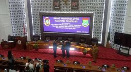 Ruang rapat paripurna DPRD Kabupaten Tangerang. 