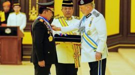KAPOLRI DAPAT PENGHARGAAN